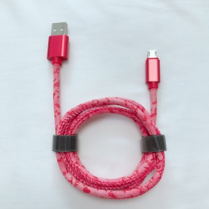 Großhandelsbuchstabe aus PU-Leder mit schnellem Aufladen rundes Aluminiumgehäuse USB-Kabel für Micro-USB, Typ C, iPhone-Blitzladung und Synchronisation